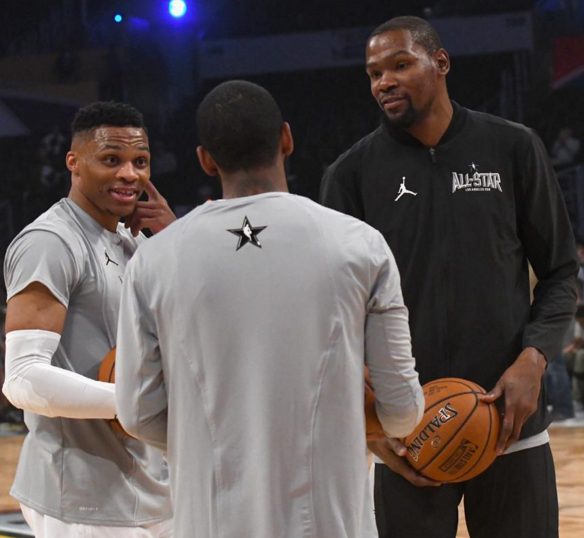 上海久事发布备战花絮，转会期遗憾出局，全明星赛任务艰巨，临场指挥获称赞的简单介绍-九游娱乐