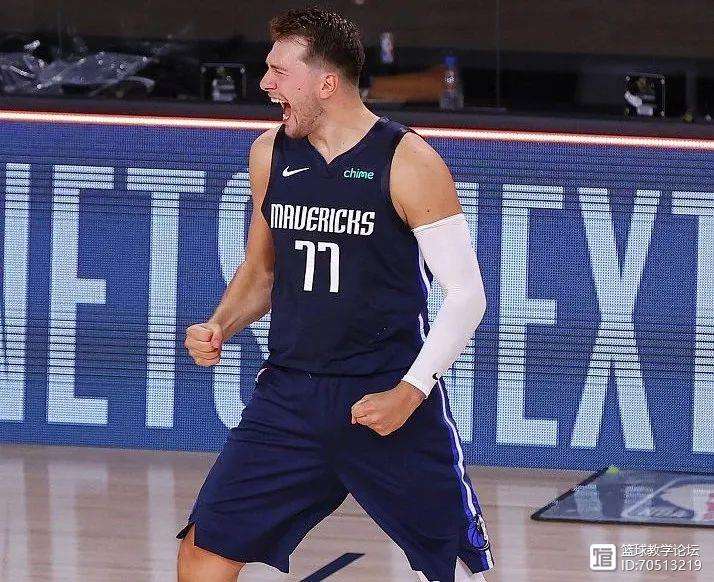 尤文图斯训练开放日，国际比赛日绝杀压哨引欢呼，NBA季后赛在即，心理建设被强调的简单介绍