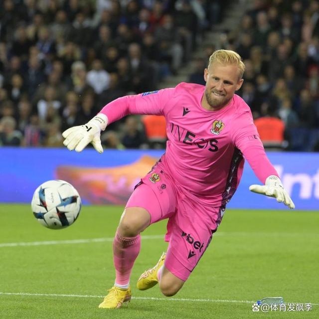 包含法甲赛程吃紧，西汉姆赛后豪取连胜，信心回归，训练强度明显提升的词条